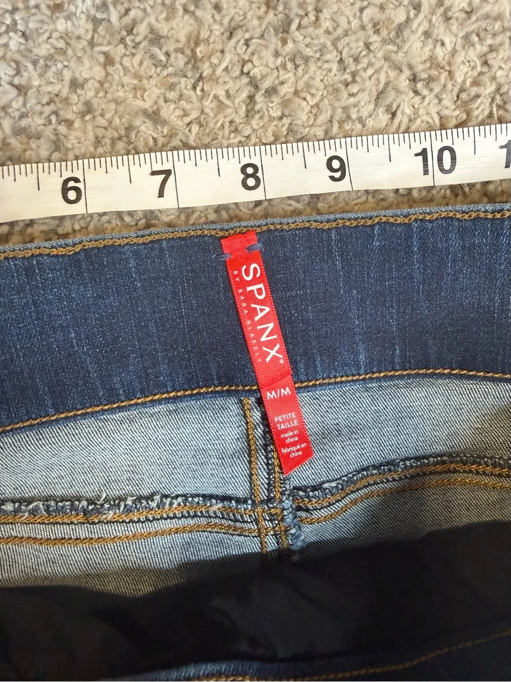 SPANX Dark Blue Distressed Women’s Skinny Jeans. Petite Medium. With Tags! - Picture 4 of 6